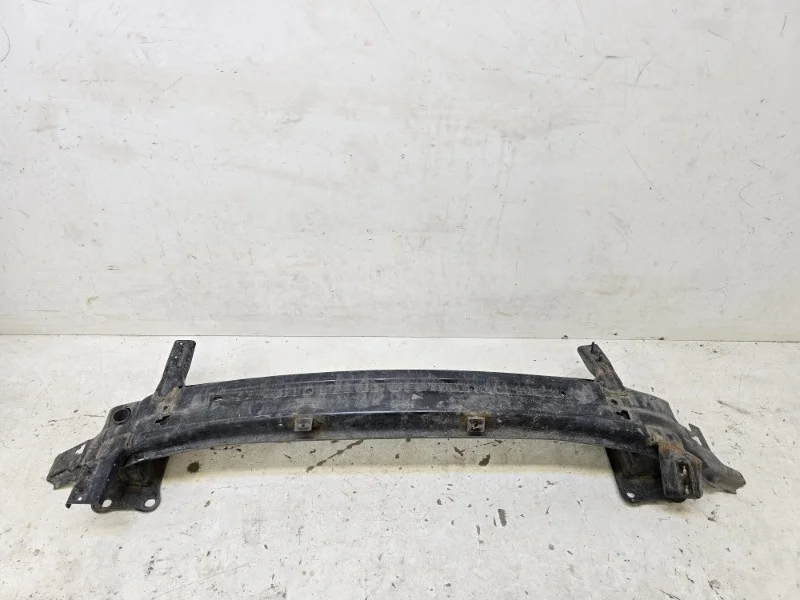 Усилитель бампера Kia Sorento 2009-2020