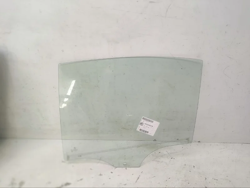 Стекло BMW 3er 2011- F30