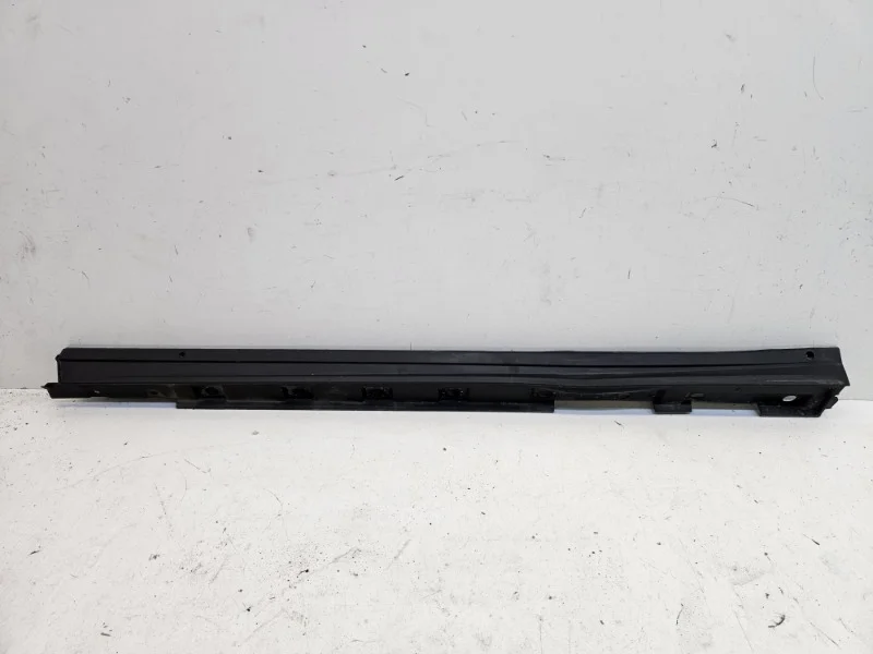 Накладка порога Toyota Rav4 2018-2024 50