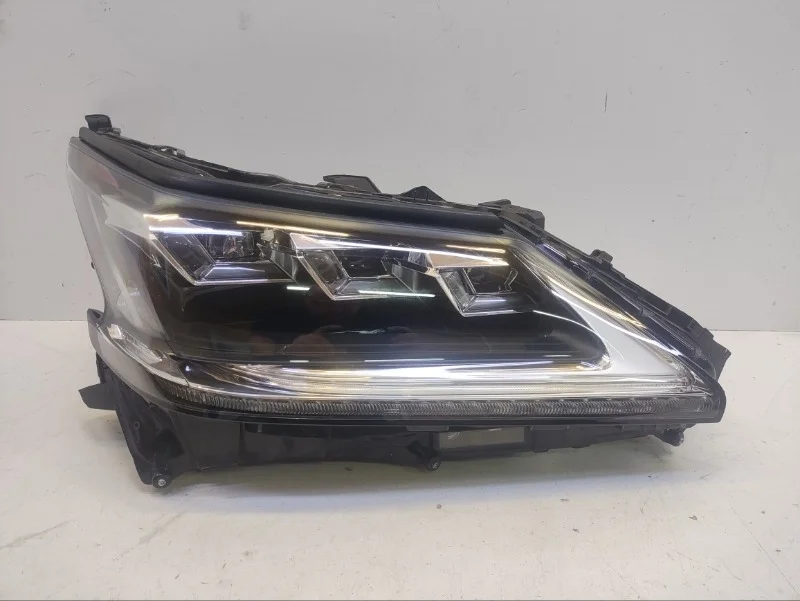 Фара LEXUS LX570 2015-2023