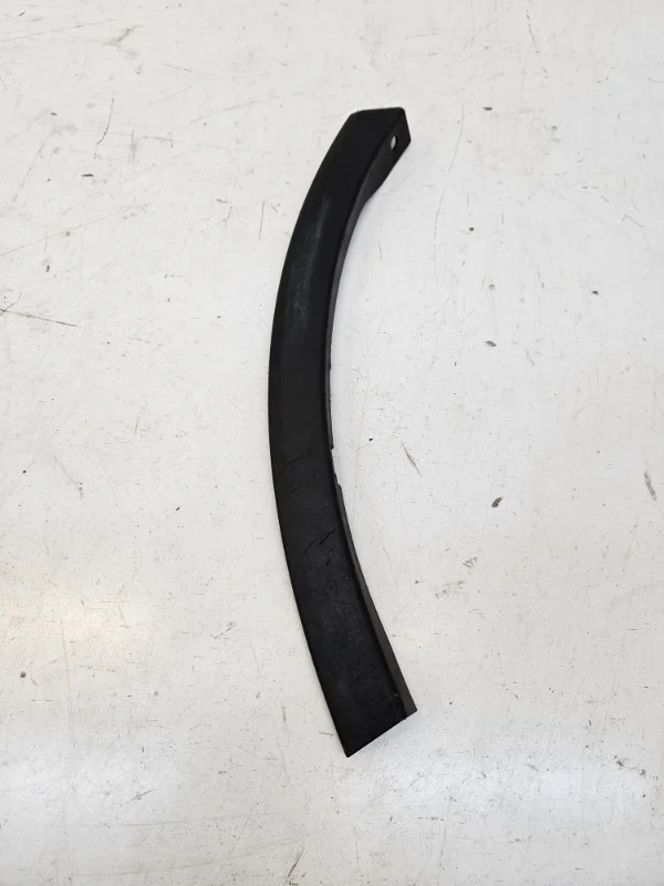 Накладка бампера Toyota Rav4 2016-2019 40