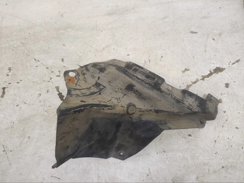 Пыльник двигателя BMW 3er 2005-2013 E90