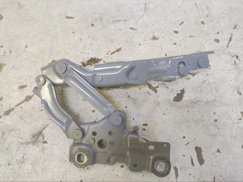 Петля капота Bmw 3er 2018- G20