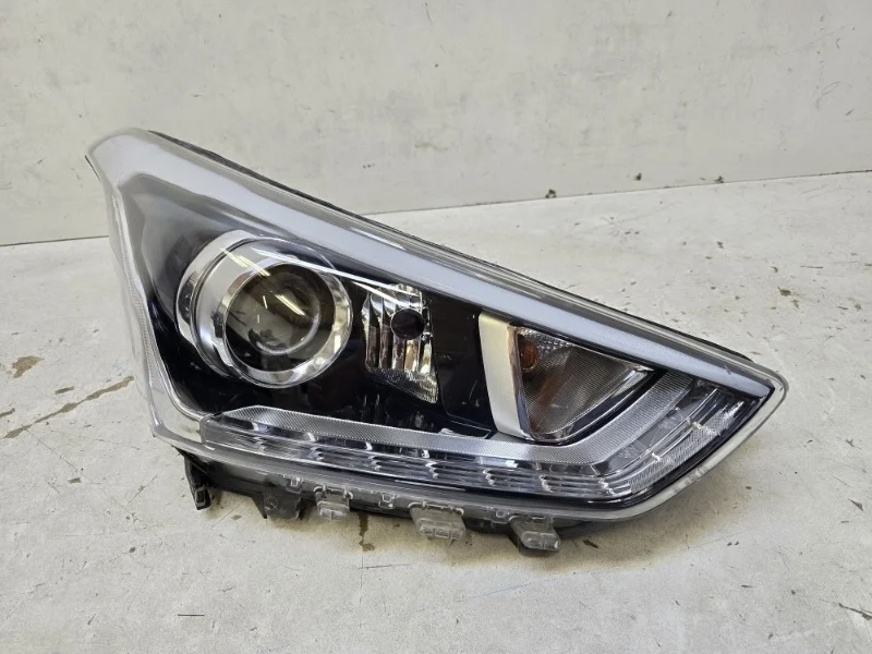 Фара Hyundai Creta 2015-2018