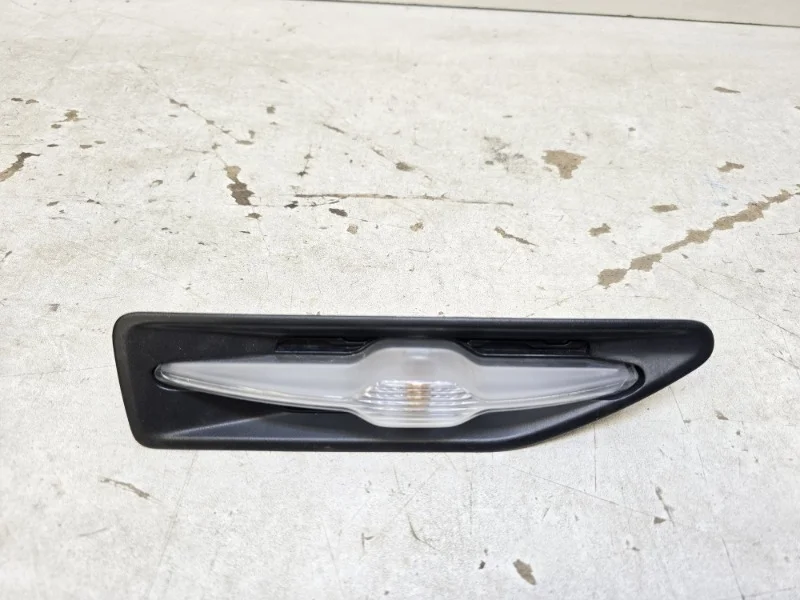 Повторитель Kia Rio 2011-2014 3