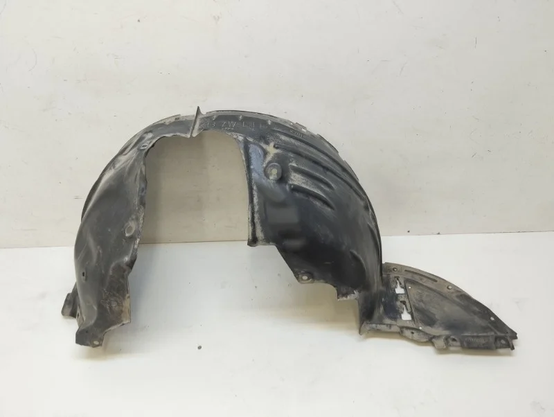 Подкрылок Mazda CX-5 2017-2022