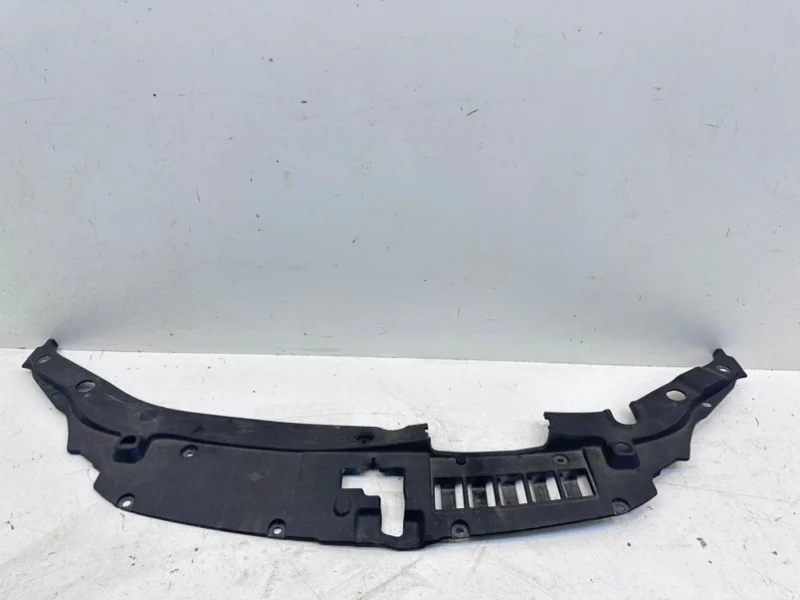 Накладка замка капота Toyota Camry 2014-2017 50