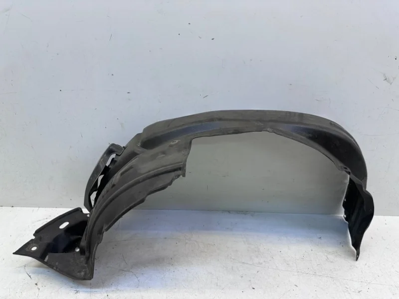 Подкрылок Toyota Land Cruiser Prado 2009-2013 150