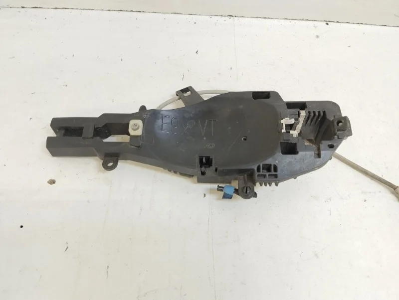 Кронштейн ручки двери BMW 3er 2005-2013 E90