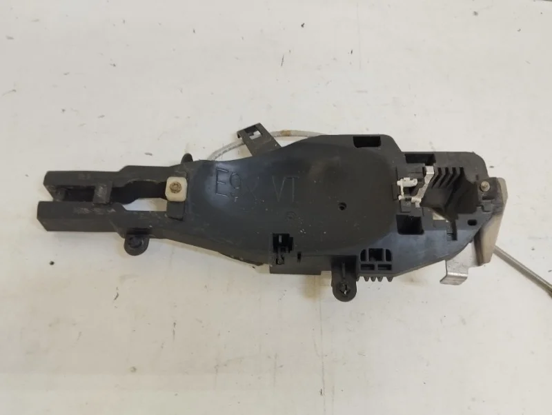 Кронштейн ручки двери BMW 3er 2005-2013 E90