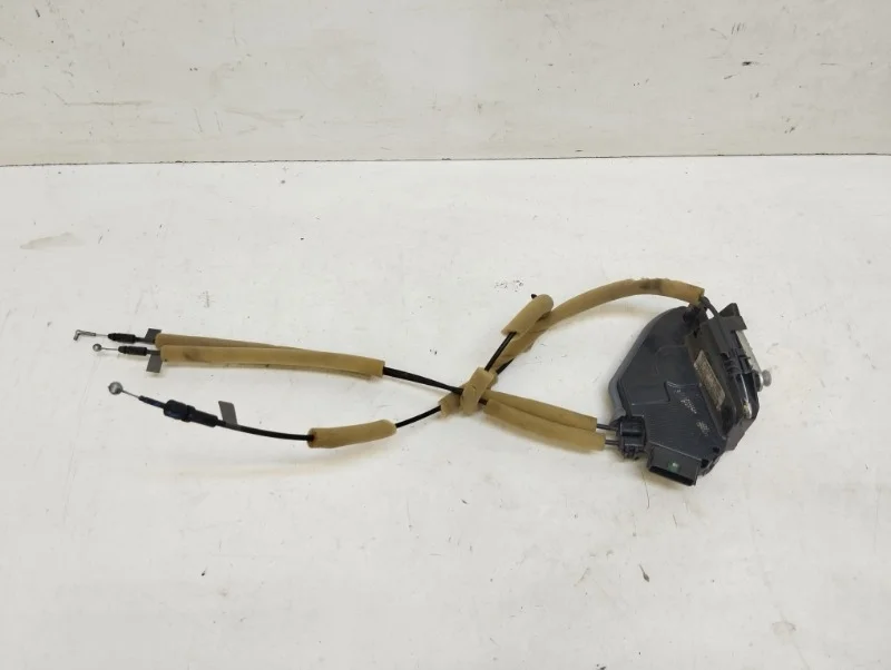 Замок двери Nissan X-Trail 2013-2022 T32