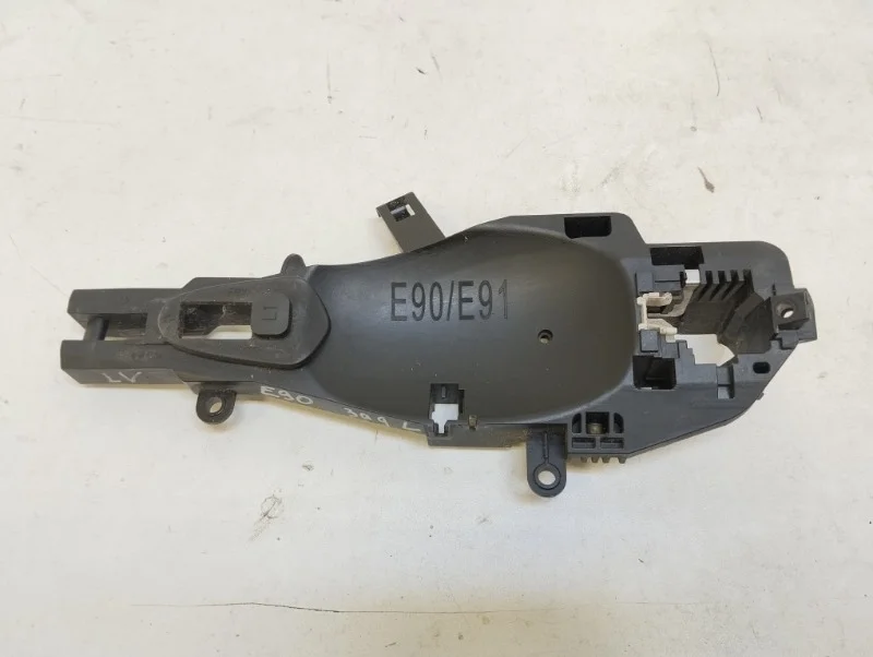 Кронштейн ручки двери BMW 3er 2005-2013 E90