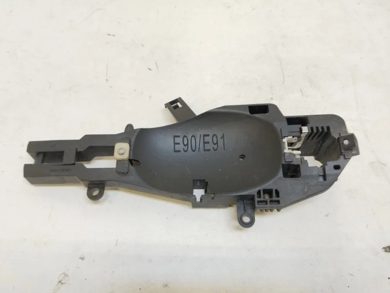 Кронштейн ручки двери BMW 3er 2005-2013 E90