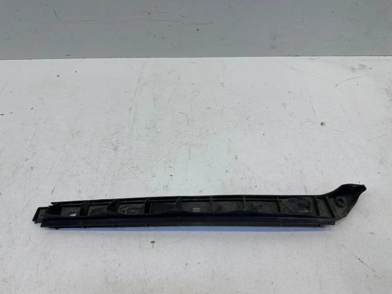 Кронштейн бампера Skoda Octavia 2008-2013 A5