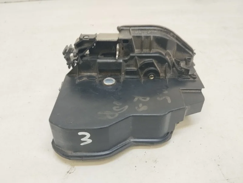 Замок двери BMW X5 2006-2013 E70
