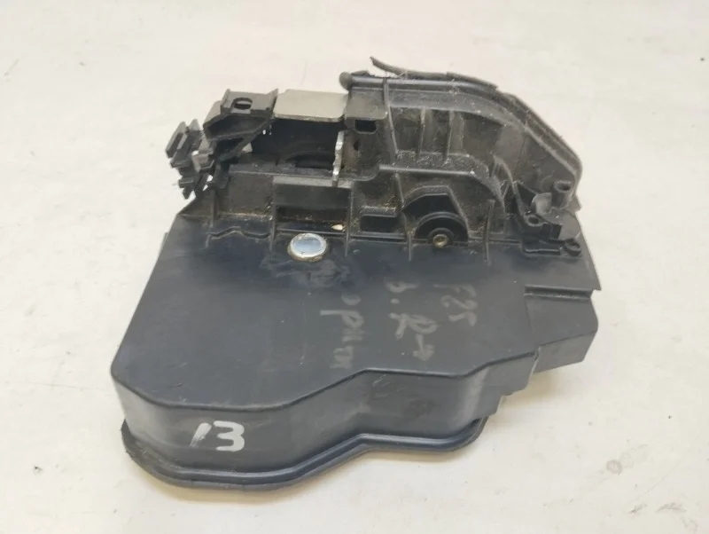 Замок двери BMW X5 2006-2013 E70