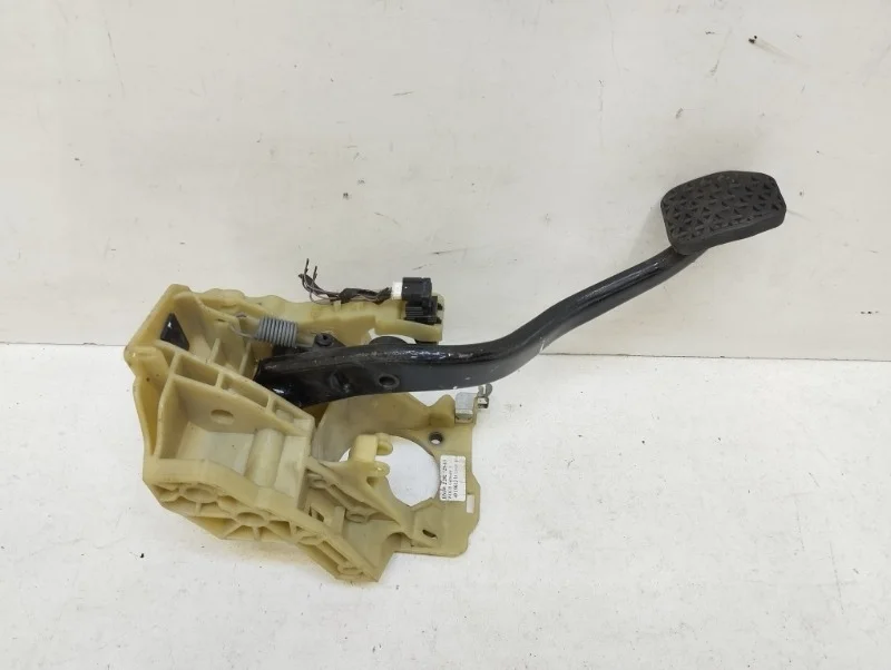 Педаль тормоза BMW 6er 2003-2010 E63