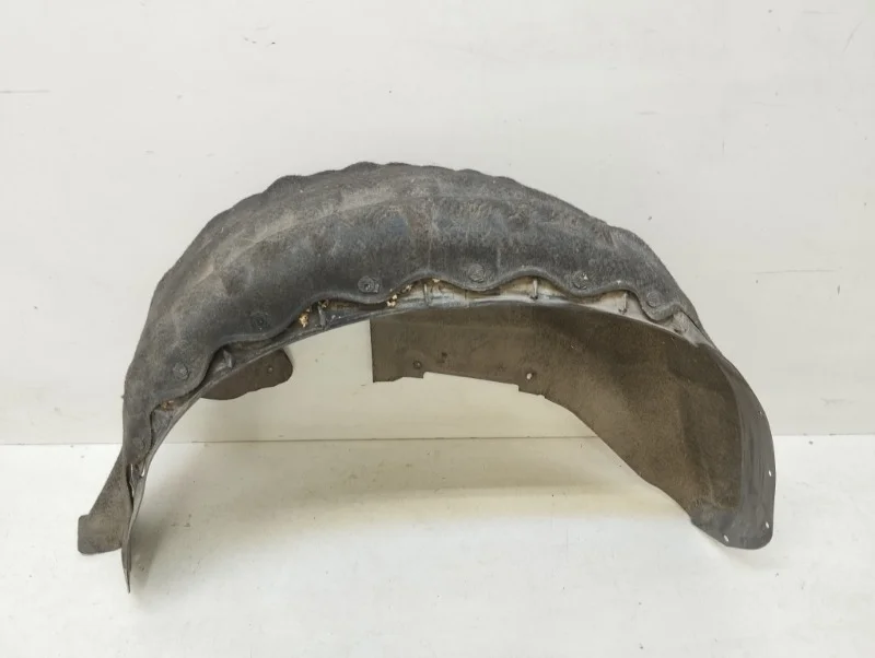 Подкрылок Volvo S60 2010-2018