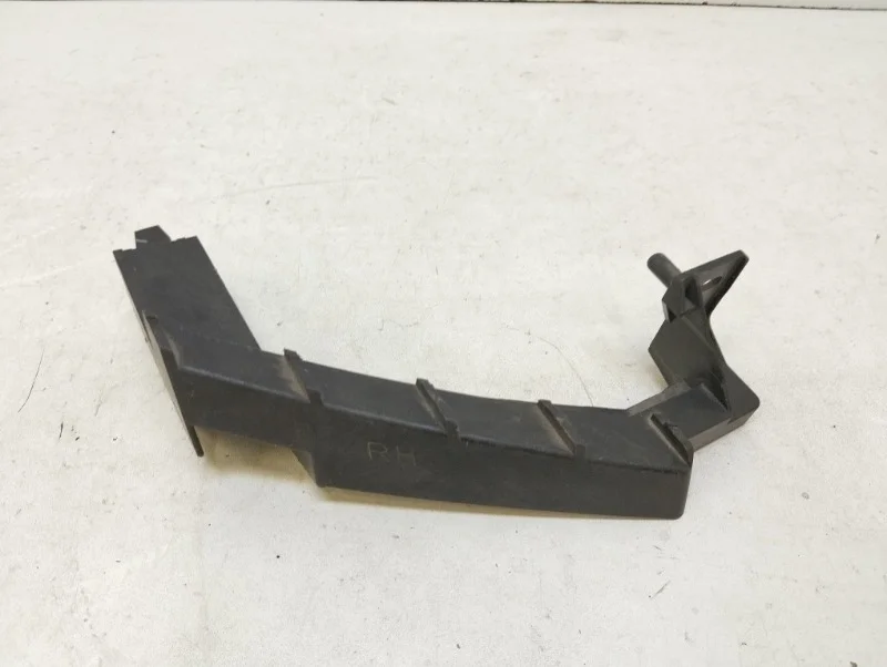 Кронштейн фары Mazda 6 2007-2012 GH