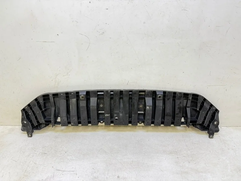 Пыльник бампера Toyota Rav4 2012- 40