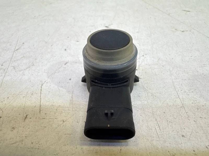 Датчик парковки (парктроник) Mercedes-Benz -class 2015-2021 W205