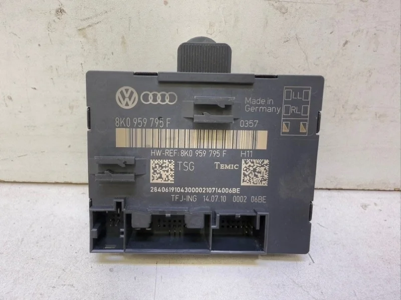 Блок управления двери AUDI Q5 2010- 8R