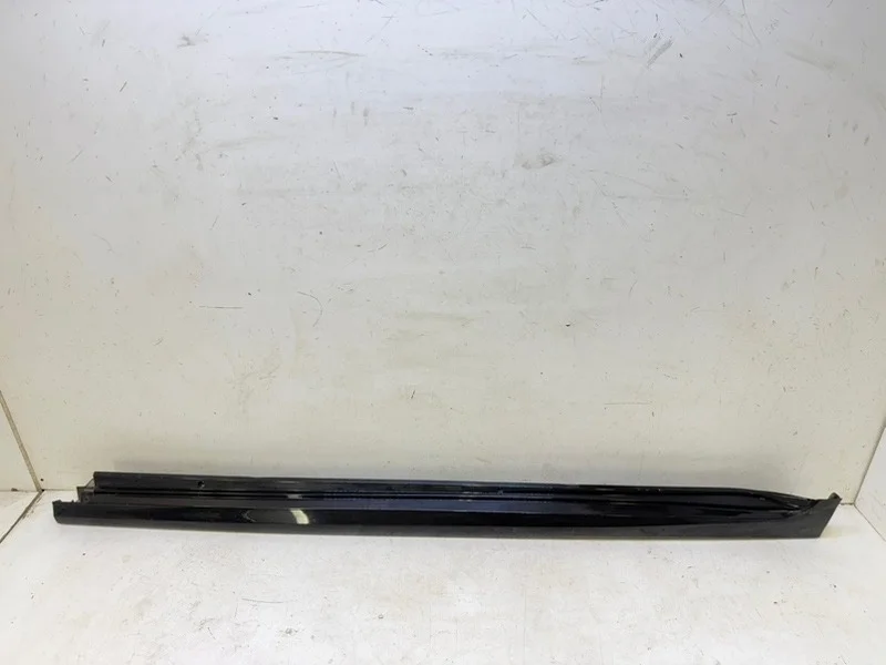 Накладка порога Toyota Camry 2017- V70