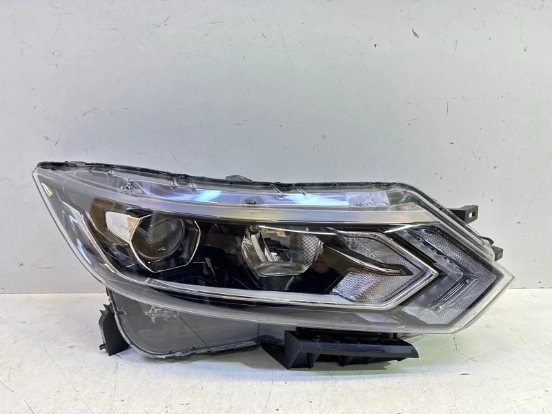 Фара Nissan Qashqai 2017-2022 J11