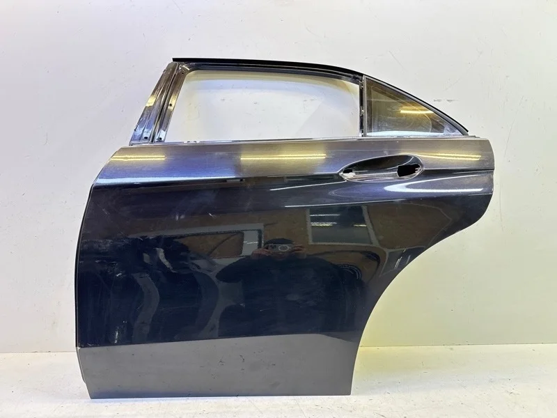 Дверь Mercedes-Benz -Class 2013-2016 W212