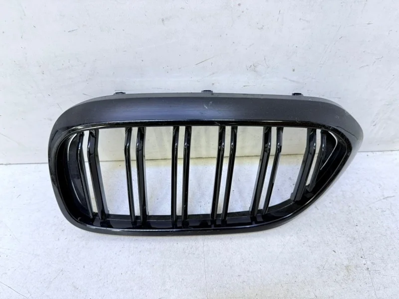 Решетка радиатора BMW 5er 2016-2020 G30