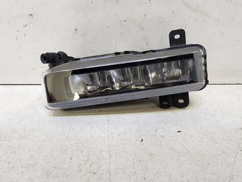 Фара противотуманная Bmw 3er 2018- G20