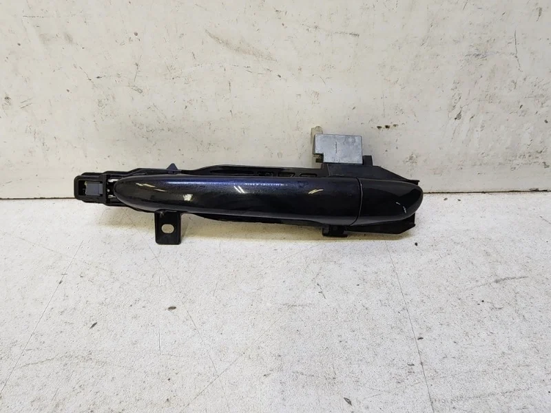 Ручка двери Mazda 3 2007-2013 BL