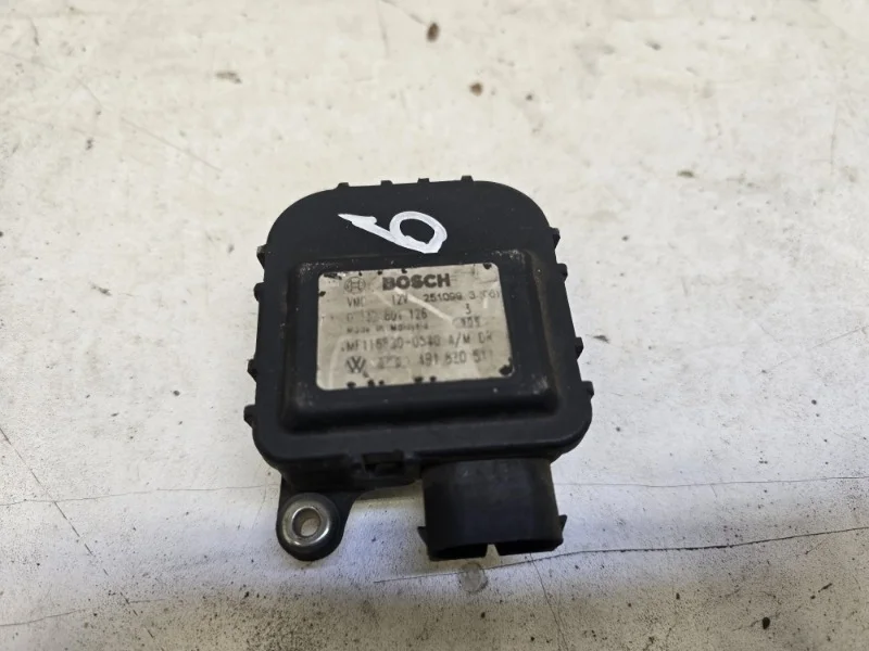 Моторчик заслонки отопителя AUDI A6 1997-2004 C5