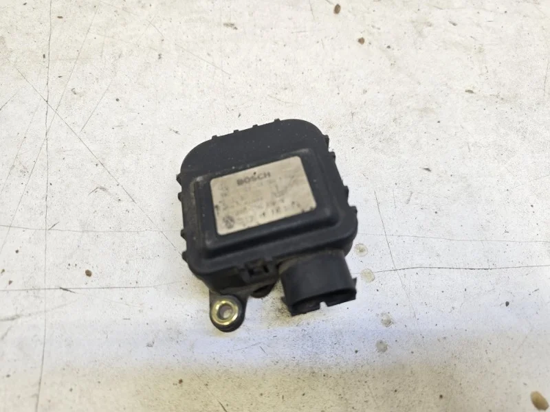 Моторчик заслонки отопителя AUDI A6 1997-2004 C5