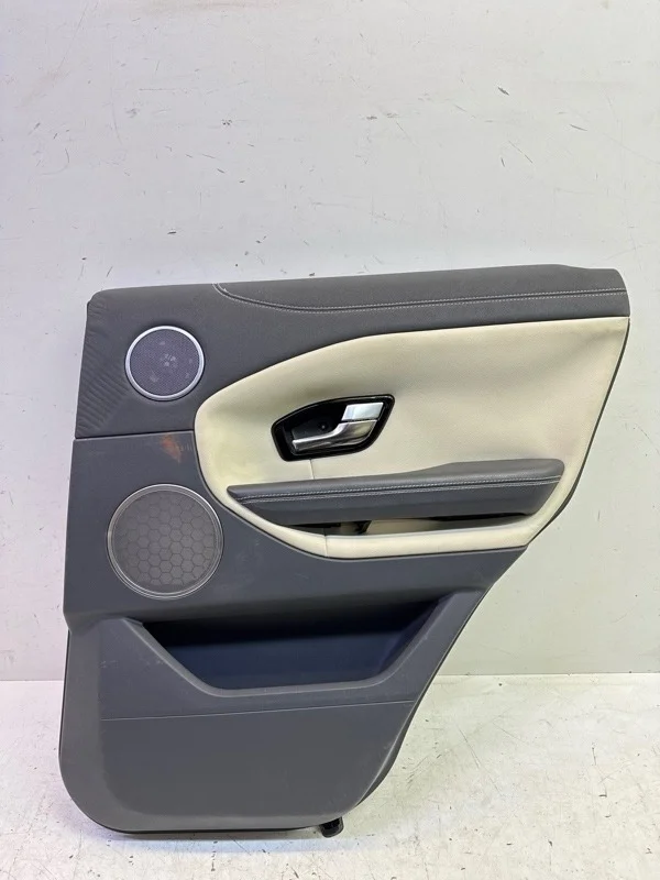 Обшивка двери Land Rover Range Evoque 2012-2018 L538