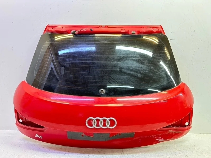Крышка багажника AUDI A1 2010-2014 8X