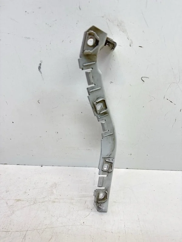 Кронштейн бампера Land Rover Range Evoque 2012-2018 L538