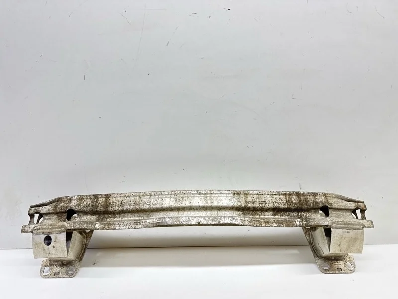 Усилитель бампера AUDI Q7 2019-2025 4M