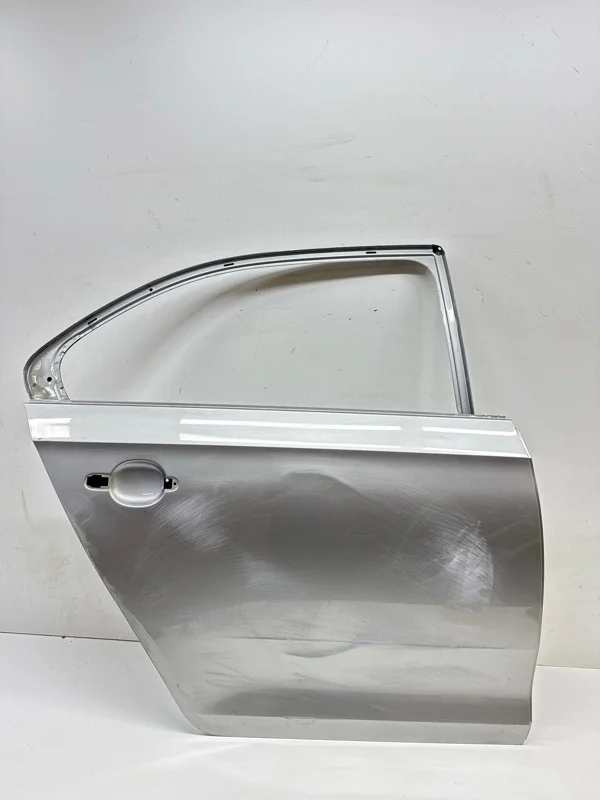 Дверь Skoda Rapid 2020-2024