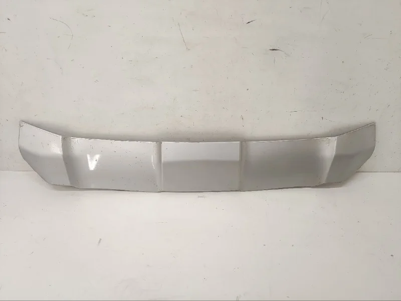 Спойлер бампера Lexus LX 2016-2022 3