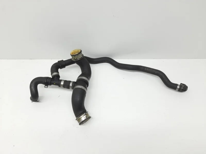 Патрубок радиатора Mercedes-Benz -Class 2011-2014 W204