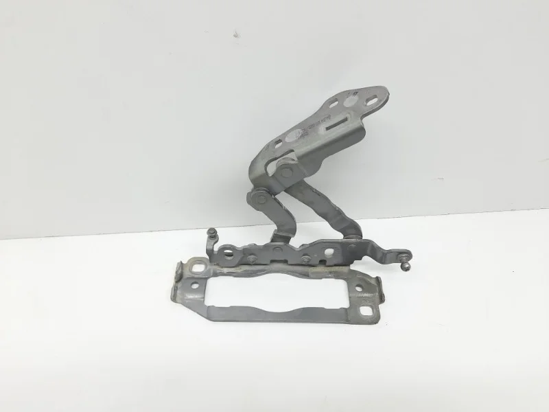 Петля капота Mercedes-Benz -Class 2011-2014 W204