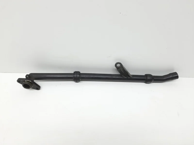 Трубка вентиляционная Mercedes-Benz -Class 2011-2014 W204