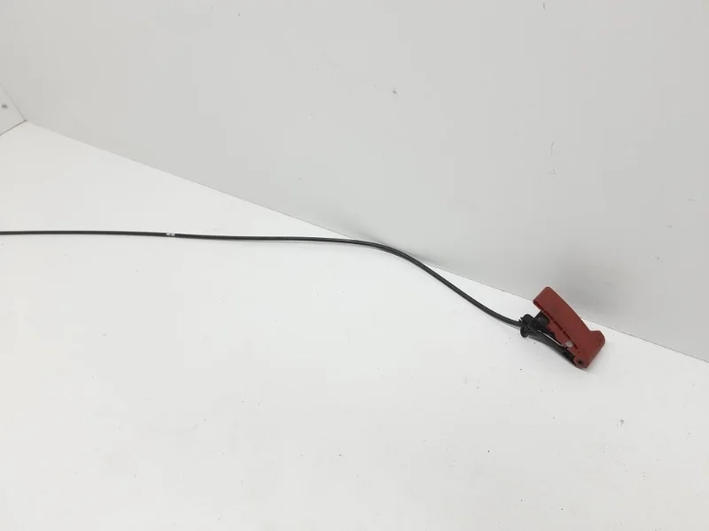 Трос капота Mercedes-Benz -Class 2011-2014 W204