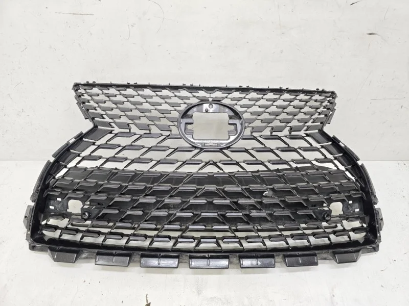Решетка радиатора Lexus RX300 2020-2023 4