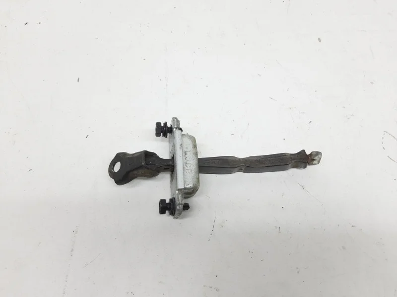 Ограничитель двери Hyundai Solaris 2010-2016