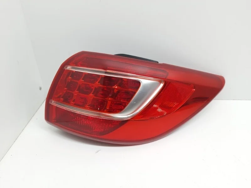 Фонарь Kia Sportage 2010-2014 3