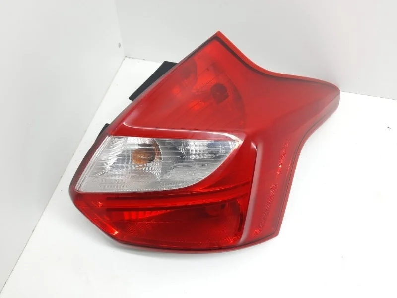 Фонарь Ford Focus 2011-2015 3