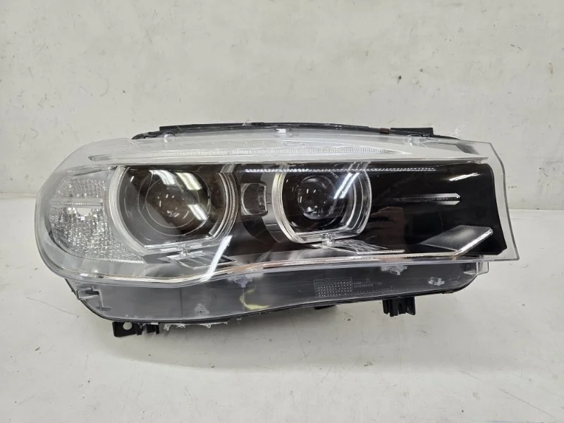 Фара BMW X5 2013-2018 F15 F16