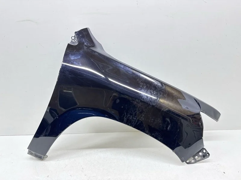 Крыло Toyota Land Cruiser 2015-2021 200